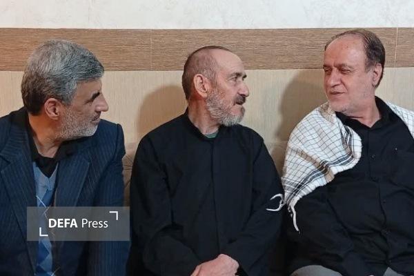 دیدار مسئولان استان همدان با جانباز گرانقدر «یقنعلی قلیجخانی» + تصاویر دیدار مسئولان استان همدان با جانباز گرانقدر «یقنعلی قلیجخانی» + تصاویر