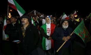 تصاویر / سی‌وپنجمین شب حضور حماسی مردم اصفهان در خیابان‌ها و میدان‌های شهر