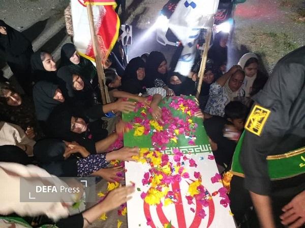 وداع با پیکر مطهر شهید «احمدرضا سلیمانی ساردو» در روستاهای بخش اسماعیلی+تصاویر وداع با پیکر مطهر شهید «احمدرضا سلیمانی ساردو» در روستاهای بخش اسماعیلی+تصاویر