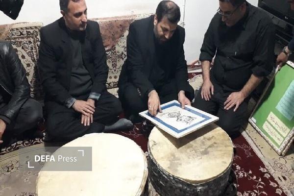 مدیرکل ارشاد کردستان از خانواده شهید «محمد سخاوتی» در کامیاران تجلیل کرد