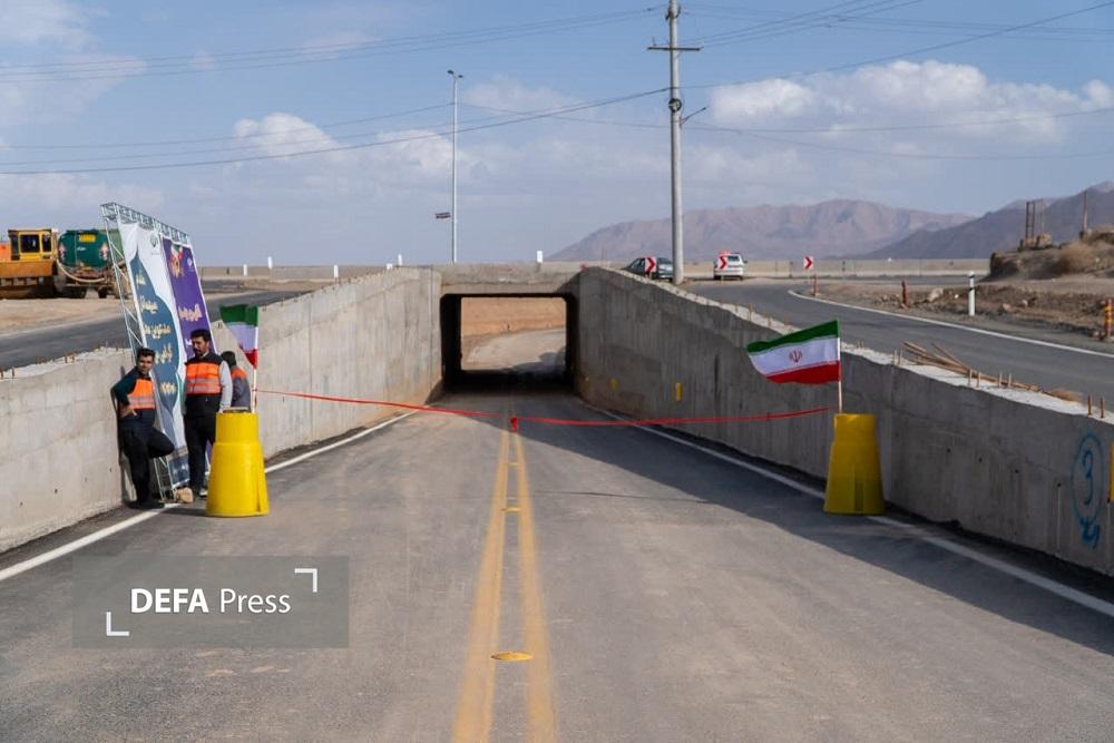 دکتر زندیه وکیلی: توسعه زیرساختها در شرایط جنگی نوعی رزم در برابر تهدیدات دشمن است+ تصویر دکتر زندیه وکیلی: توسعه زیرساختها در شرایط جنگی نوعی رزم در برابر تهدیدات دشمن است+ تصویر