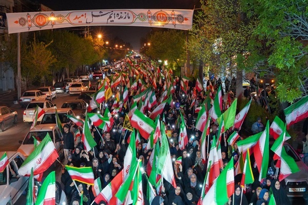 تصاویر/ میدانداری شیرازی‌ها در سی و پنجمین شب از جنگ تحمیلی سوم