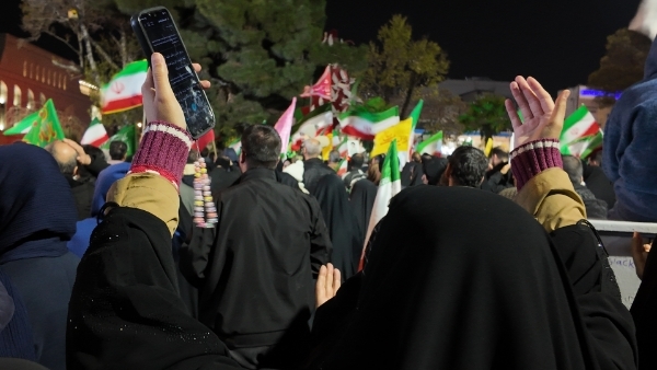 تصاویر/ مردم اراک شب‌های سرنوشت ساز ایران را رقم می‌زنند