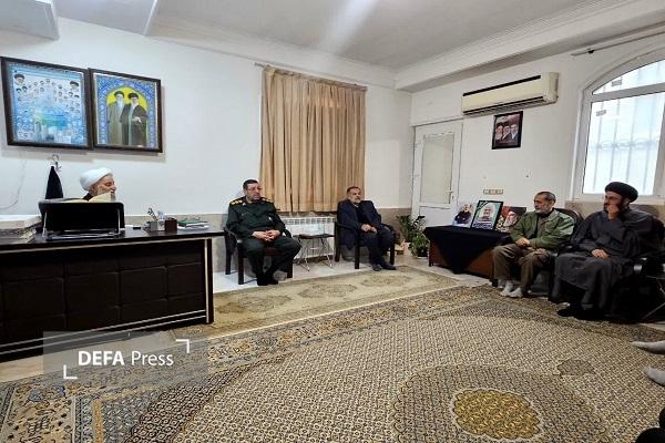 دیدار مدیرکل حفظ آثار و نشر ارزش‌های دفاع مقدس و مقاومت مازندران با پدر شهید «سلیمانی کوتنایی» + تصاویر