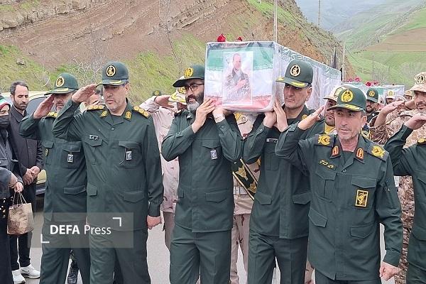 فیلم/ وداع باشکوه مردم شهرستان گرمی با ۳ شهید اقتدار