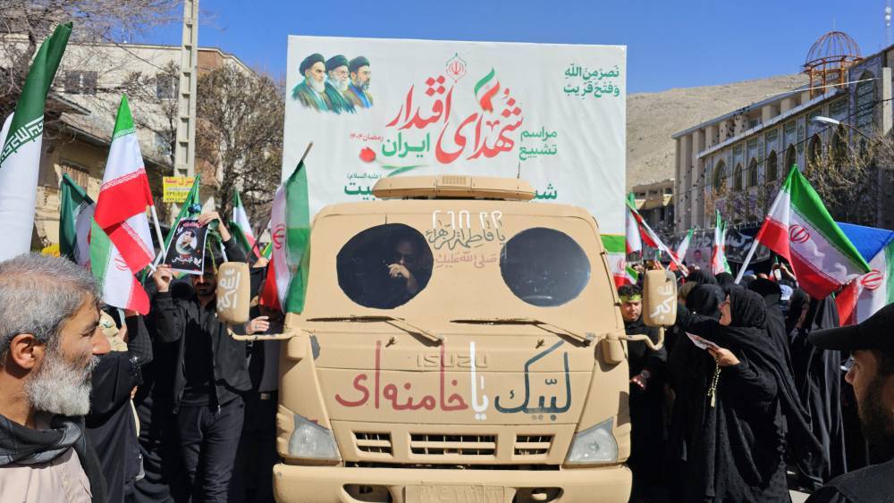 فیلم/بدرقه قهرمانان؛ اشک و افتخار در تشییع شهدای سپیدان