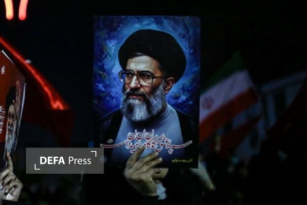 ما وارثان خون گلویی بریدهایم ما وارثان خون گلویی بریدهایم