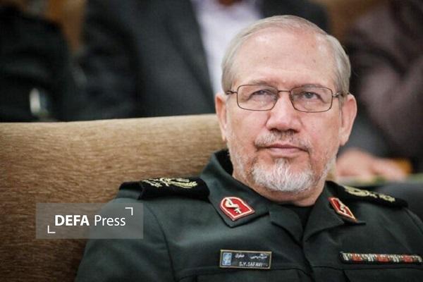 سرلشکر صفوی: معادله جنگ بهنفع ایران است/ برای یک نبرد بلند مدت آماده هستیم سرلشکر صفوی: معادله جنگ بهنفع ایران است/ برای یک نبرد بلند مدت آماده هستیم