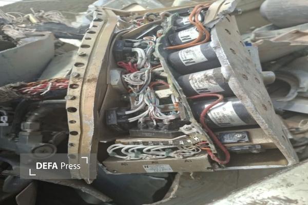 انهدام پنج فروند موشک تاماهاوک و یک فروند کروز در آسمان قزوین انهدام پنج فروند موشک تاماهاوک و یک فروند کروز در آسمان قزوین