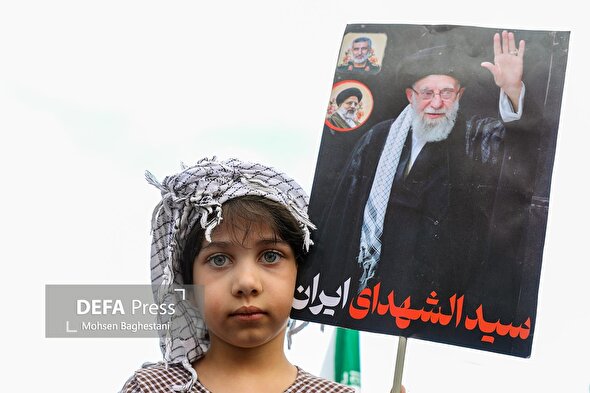 چهلمین روز شهادت  دانش آموزان میناب در تهران