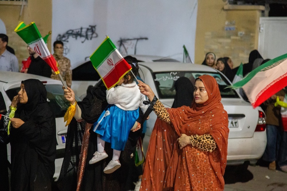 مردم بندرعباس با تهدید های ترامپ خیابان ها را ترک نکردند