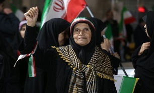 تصاویر / سی و هشتمین شب حضور مردم غیور و جان برکف اصفهان در خیابان‌ها و میدان‌های شهر