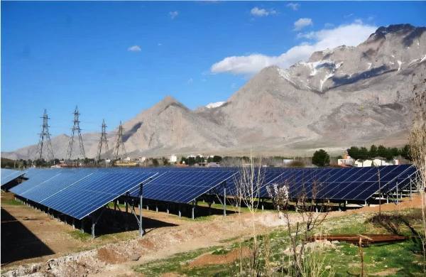 ۵۳۰۰ هکتار زمین در سمنان برای توسعه نیروگاه خورشیدی واگذار شد
