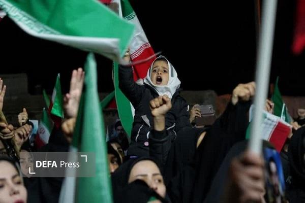 تجمع مردم خرم آباد در حمایت از رزمندگان اسلام+ عکس تجمع مردم خرم آباد در حمایت از رزمندگان اسلام+ عکس