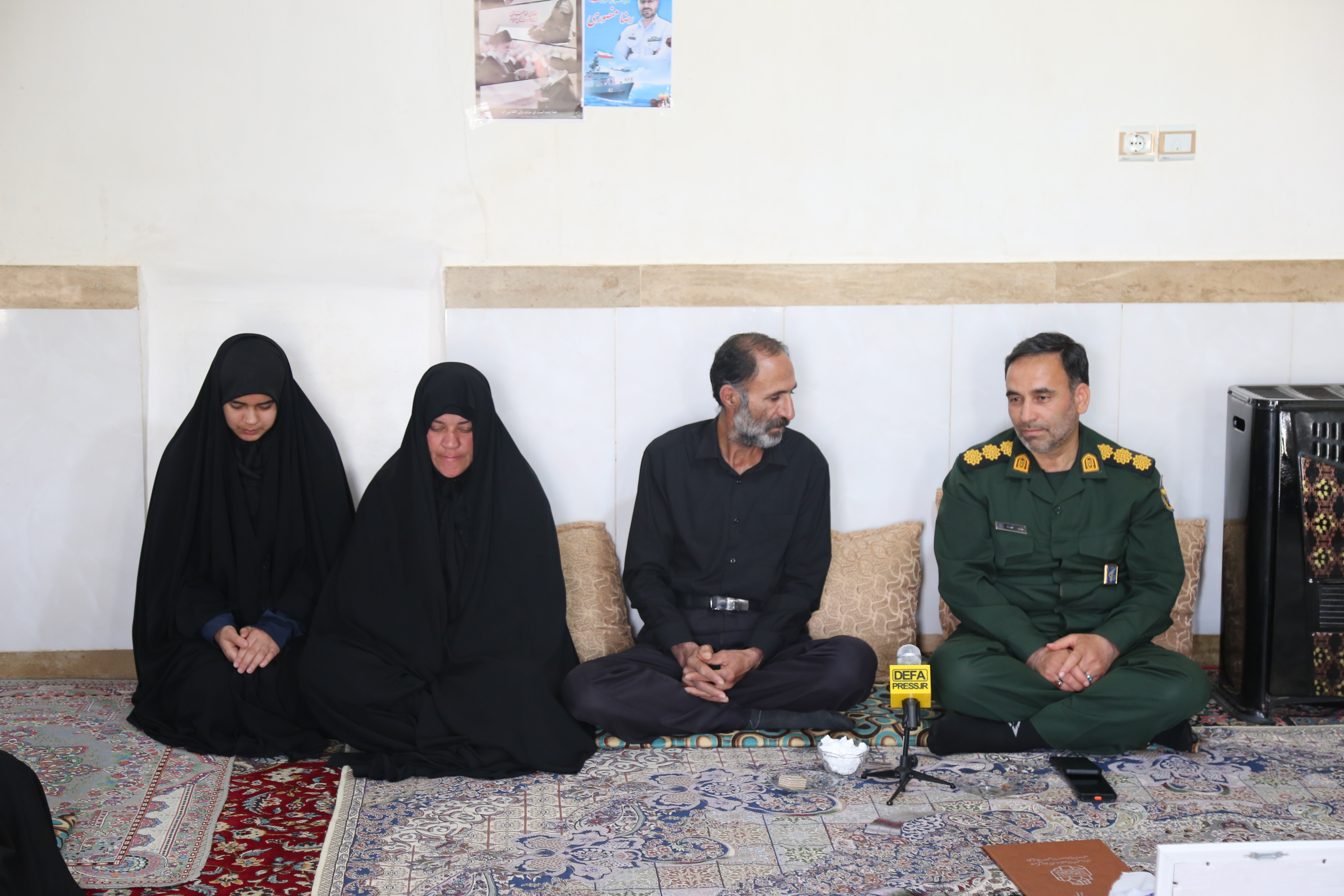 پدر شهید: دشمنان اسلام بدانند همه ما آماده شهادت در راه خدا هستیم