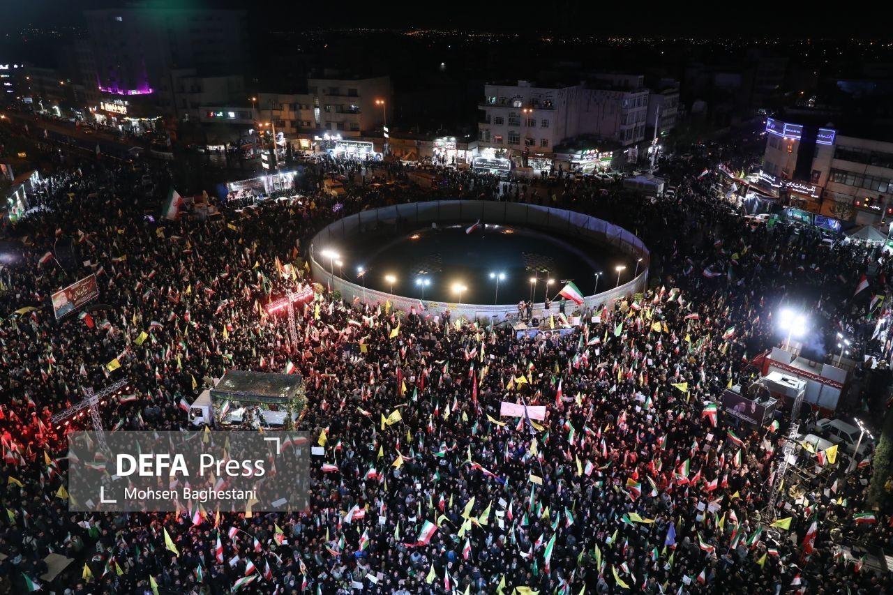 حضور پرشور مردم تهران در مراسم وداع با سردار شهید خادمی