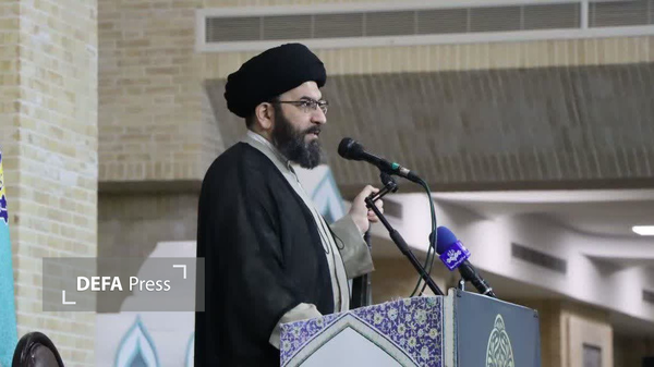 زمان جنگ و صلح در نظام اسلامی توسط ولی فقیه تعیین میشود زمان جنگ و صلح در نظام اسلامی توسط ولی فقیه تعیین میشود