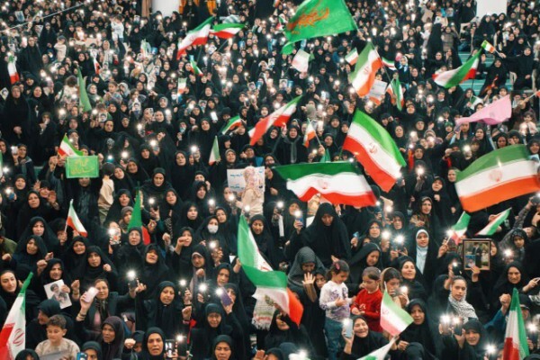 تصاویر/ اجتماع باشکوه بانوان زنجانی در مصلای خاتم الانبیــاء