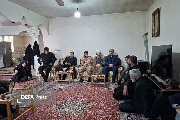 دیدار مسئولان میاندورود با خانواده شهدای جنگ رمضان در نوروز + تصاویر