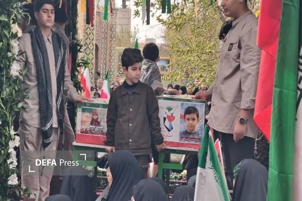 مادران و دختران شهدا، تاریخ را با غیرت خود رقم زدند