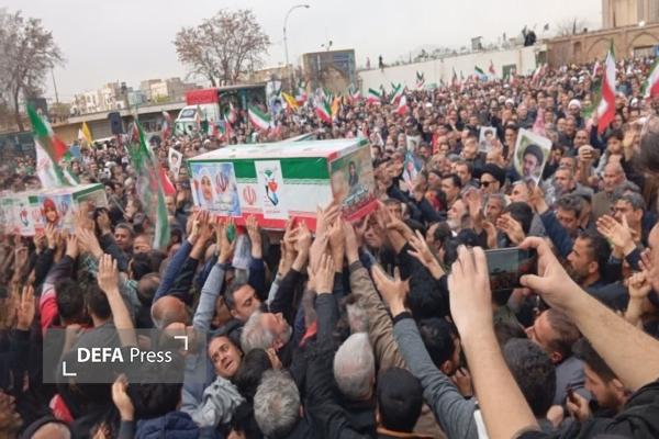 مادران و دختران شهدا، تاریخ را با غیرت خود رقم زدند