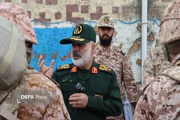 فرمانده نیروی زمینی سپاه: پاسخ به متجاوزین کوبنده خواهد بود