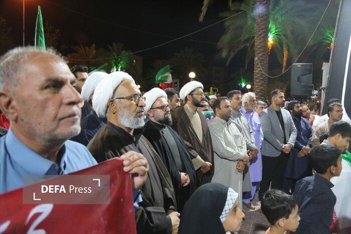 خروش شبانه مردم داغدار ایرانشهر در سوگ شهادت قائد امت