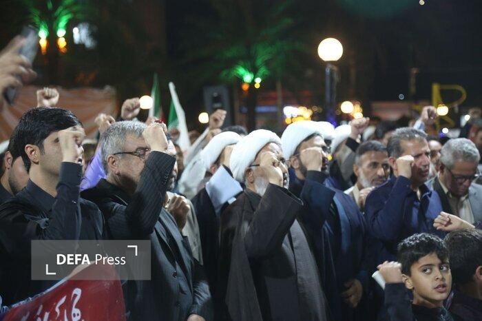 خروش شبانه مردم داغدار ایرانشهر در سوگ شهادت قائد امت