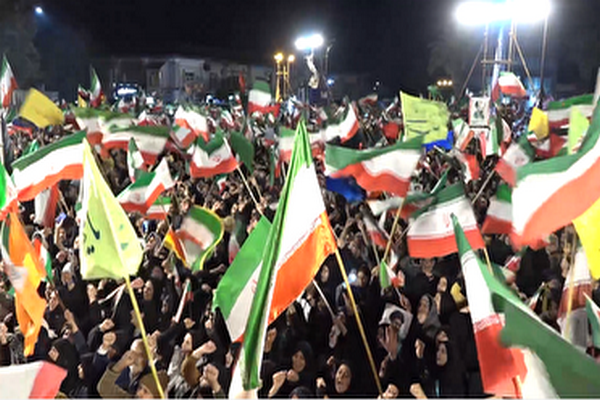 تصاویر / میدان وحدت گرگان  از مردم خالی نشد