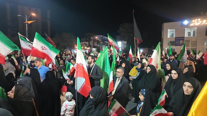 فیلم/ نمایش صلابت و وفاداری یزدی‌ها در شب اربعین قاعد امت