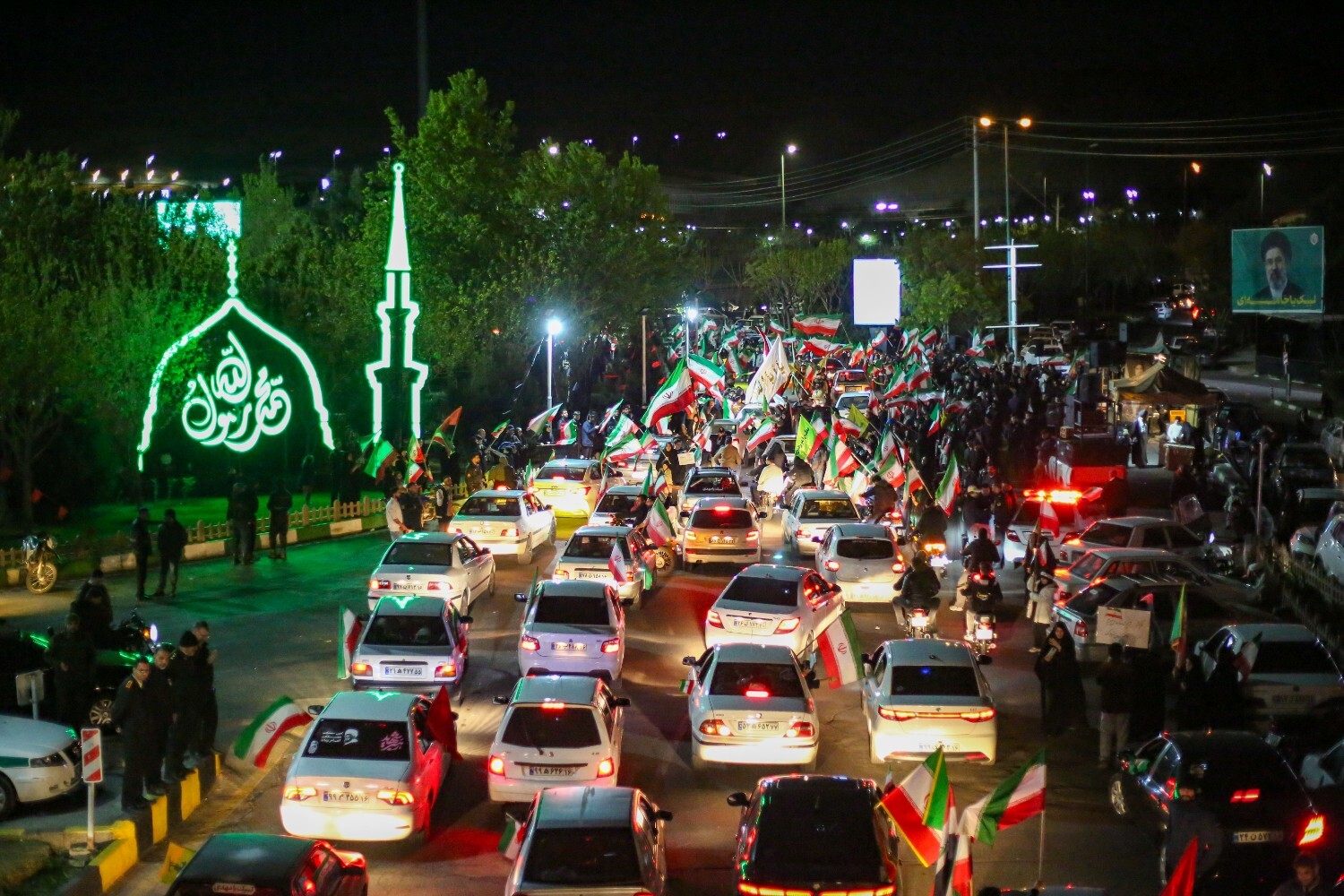 تصاویر/ «بعثت» مردم قم در پاسداشت چهلمین روز شهادت رهبر انقلاب