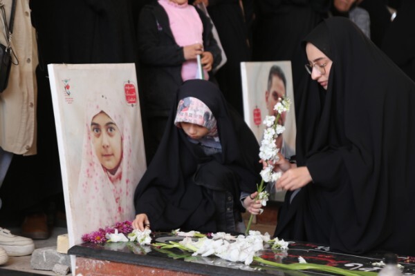 تصاویر/ برگزاری چهلم امام شهید در زنجان