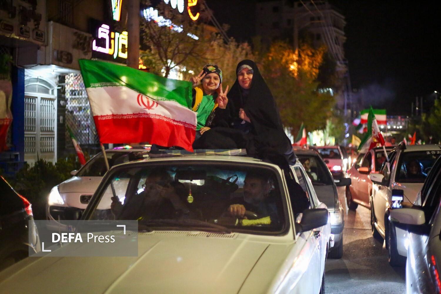 حضور پرشور مردم سراسر کشور در اربعین سیدالشهدای ایران+ فیلم و تصاویر حضور پرشور مردم سراسر کشور در اربعین سیدالشهدای ایران+ فیلم و تصاویر