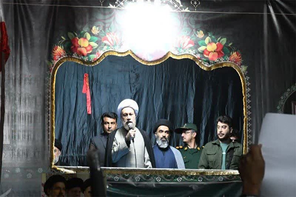 قرآن راهنمای ملت ایران در حمایت از جبهه مقاومت است