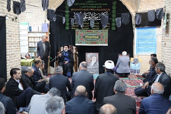 بازار شهرکرد در سوگ چهلمین روز شهادت رهبر انقلاب