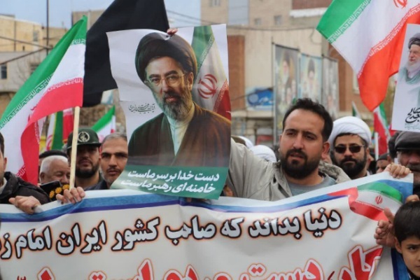 تصاویر/ اربعین رهبر شهید در ملایر