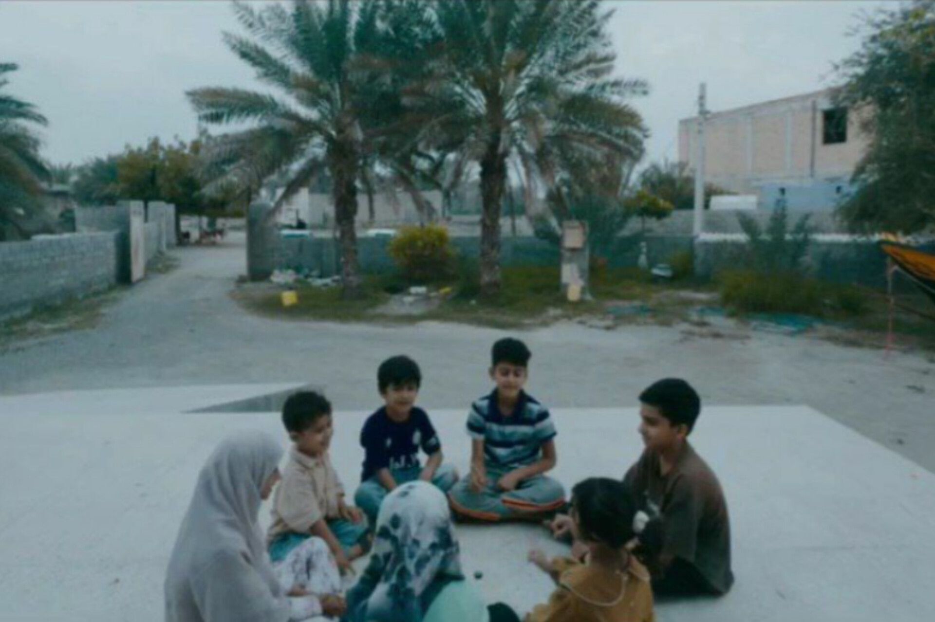 فیلم/ روایتی طنز از عملکرد جنگنده‌های دشمن از زبانِ نوجوانانِ سیریکی