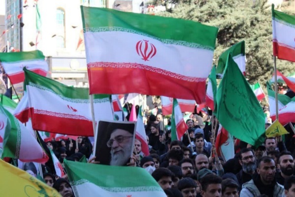 تصاویر/ اجتماع مردم همدان در اربعین امام شهید