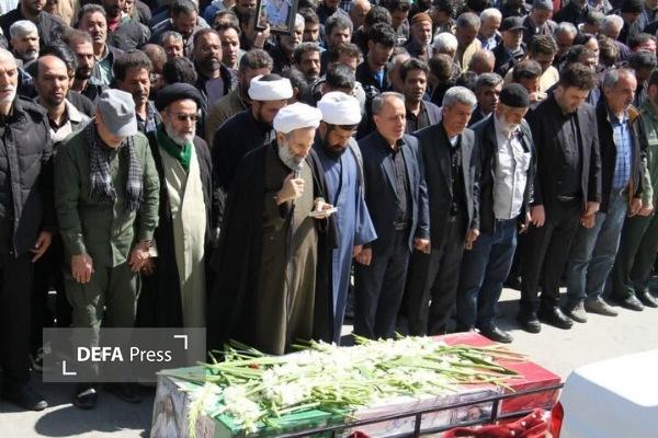 تشییع پیکر شهید «میثم گرجی» در ازندریان ملایر تشییع پیکر شهید «میثم گرجی» در ازندریان ملایر