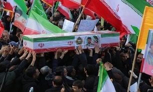 تصاویر / نهمین مراسم تشییع شهدای جنگ رمضان در اصفهان