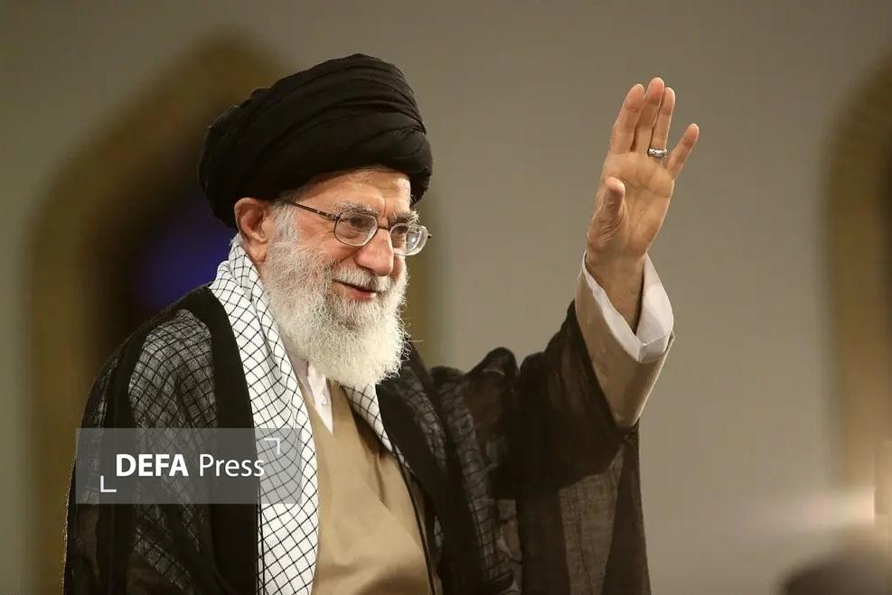 امام شهید انقلاب امام شهید انقلاب همه ملت ایران را فرزندان عزیز خود میدانستند