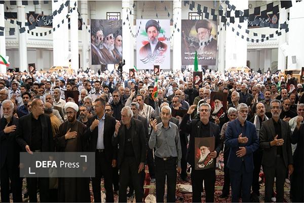 صحن حرم شاهچراغ (ع) مملو از عزاداران اربعین «رهبر شهید» صحن حرم شاهچراغ (ع) مملو از عزاداران اربعین «رهبر شهید»