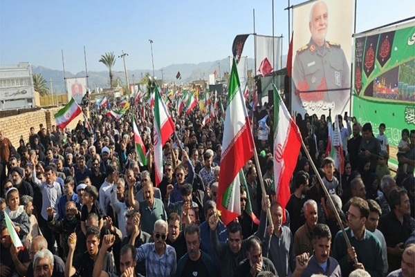 فیلم/ مراسم تشییع و خاکسپاری شهید سردار خادمی در فسا