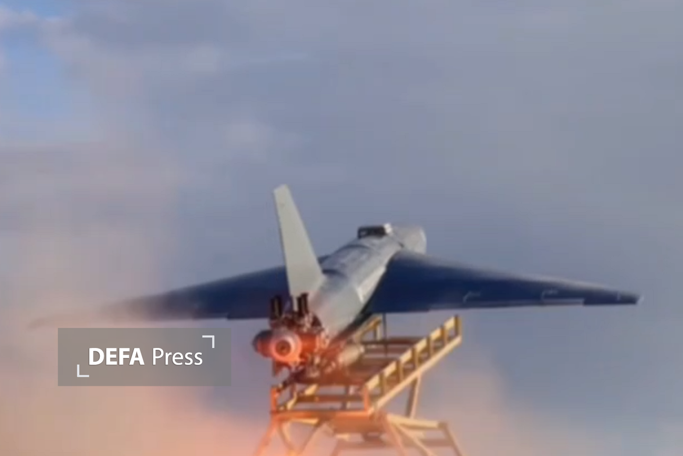 حملات پهپادی ارتش به صنایع پتروشیمی رژیم صهیونی و انبار تجهیزات نظامی آمریکا در کویت حملات پهپادی ارتش به صنایع پتروشیمی رژیم صهیونی و انبار تجهیزات نظامی آمریکا در کویت