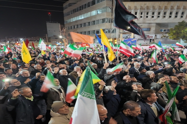 فیلم/ موج چهل و یکم ایلامیان مدافع وطن در سنگر خیابان