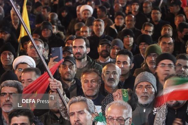 چهلودومین شب حضور میدانی مردم قروه با عطر و بوی رضوی برگزار شد چهلودومین شب حضور میدانی مردم قروه با عطر و بوی رضوی برگزار شد