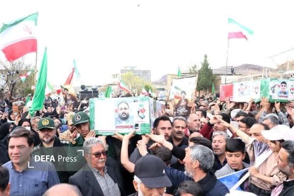 پیکر مطهر شهیدان پیرویسی در رستم‌آباد بوئین‌زهرا به خاک سپرده شد