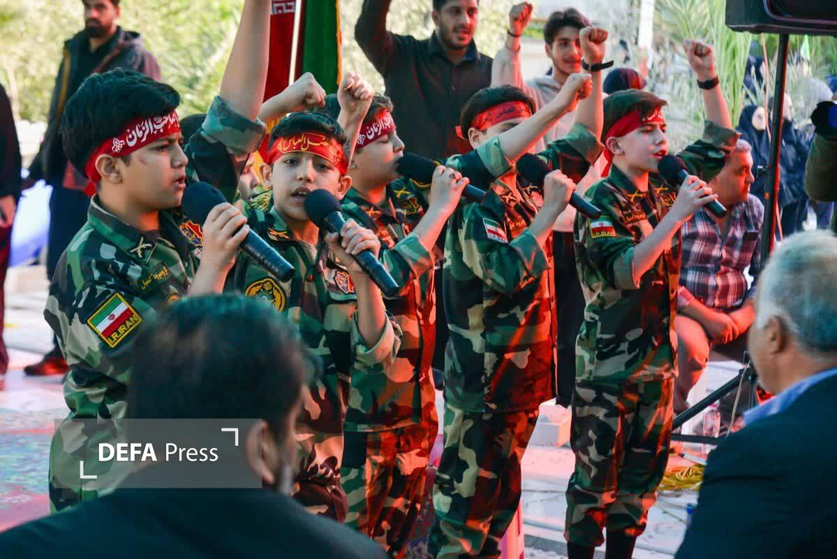 آیین «بعثت خون» همزمان با هفته هنر انقلاب اسلامی در قم برگزار شد آیین «بعثت خون» همزمان با هفته هنر انقلاب اسلامی در قم برگزار شد