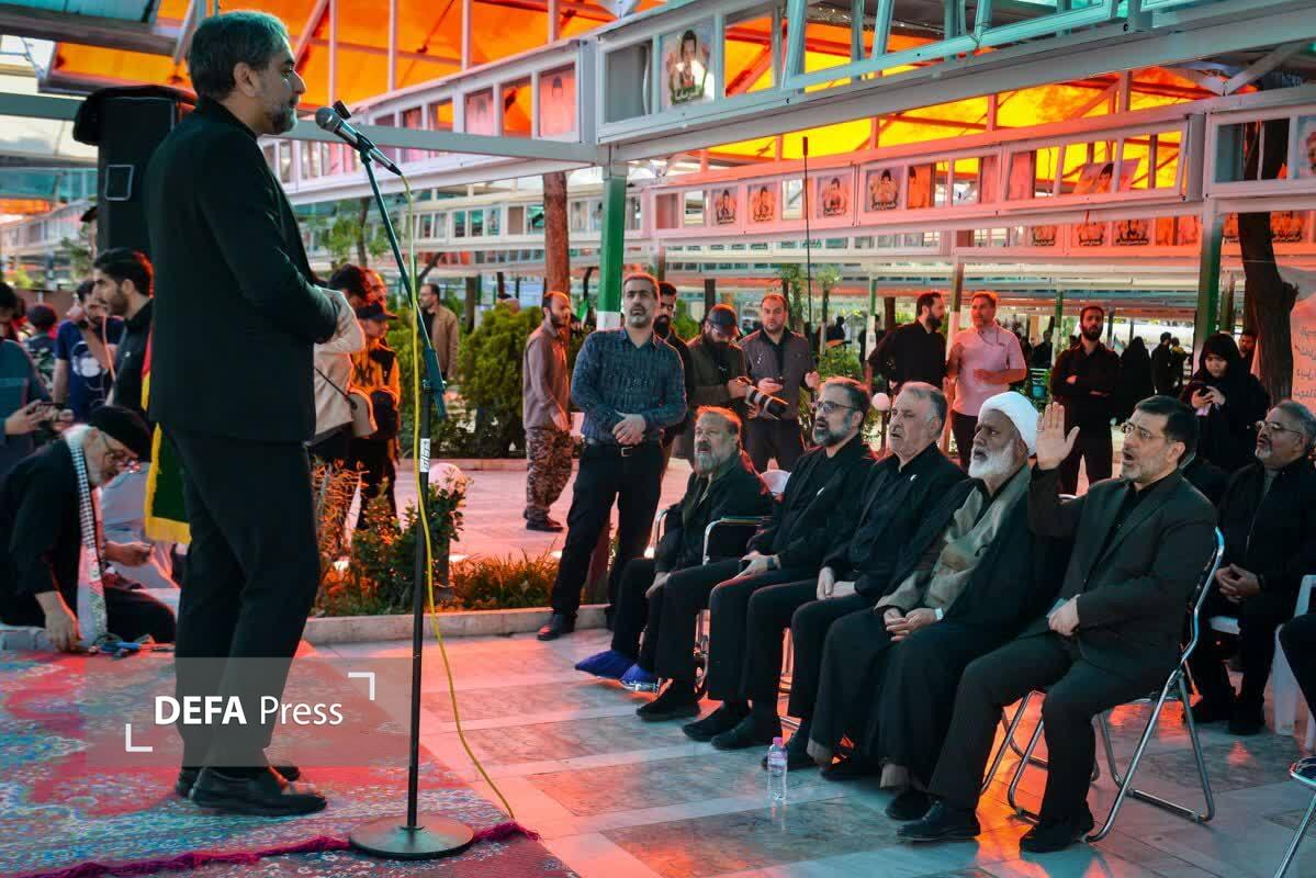 آیین «بعثت خون» همزمان با هفته هنر انقلاب اسلامی در قم برگزار شد آیین «بعثت خون» همزمان با هفته هنر انقلاب اسلامی در قم برگزار شد