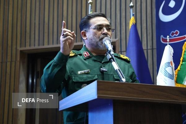 سردار زارعکمالی: مردم سپر پولادین انقلاب در برابر استکبار جهانی هستند سردار زارعکمالی: مردم سپر پولادین انقلاب در برابر استکبار جهانی هستند